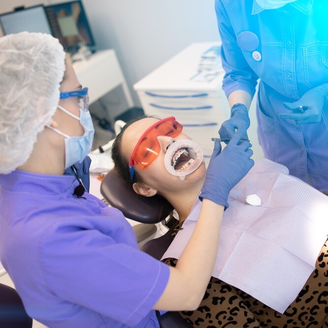 Dental Braces in Riyadh | Saudi Arabia 3 Damon braces procedure