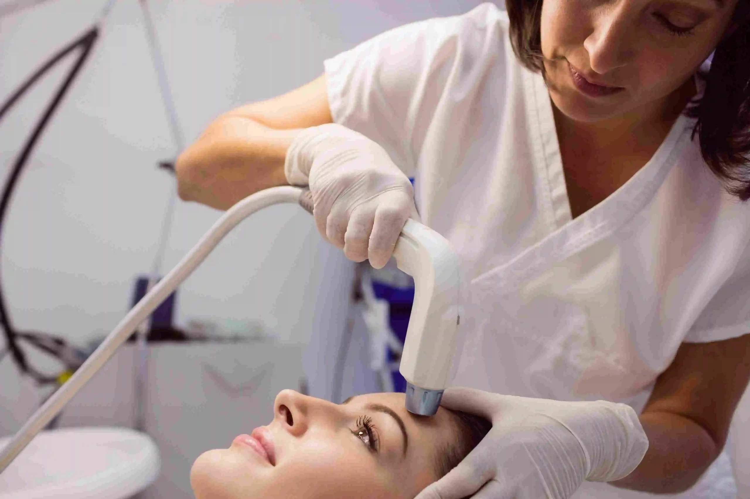 LED Light Therapy | Red Therapy in Riyadh 3 Laser Hair Bleaching